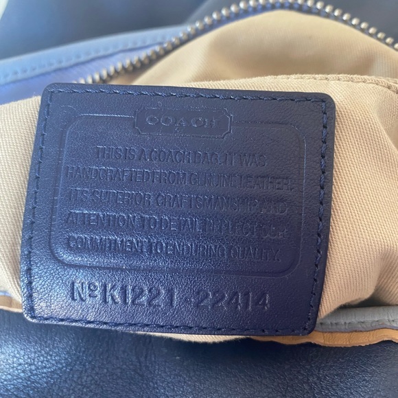 Coach 22414 Legacy Bucket - Picture 8 of 8